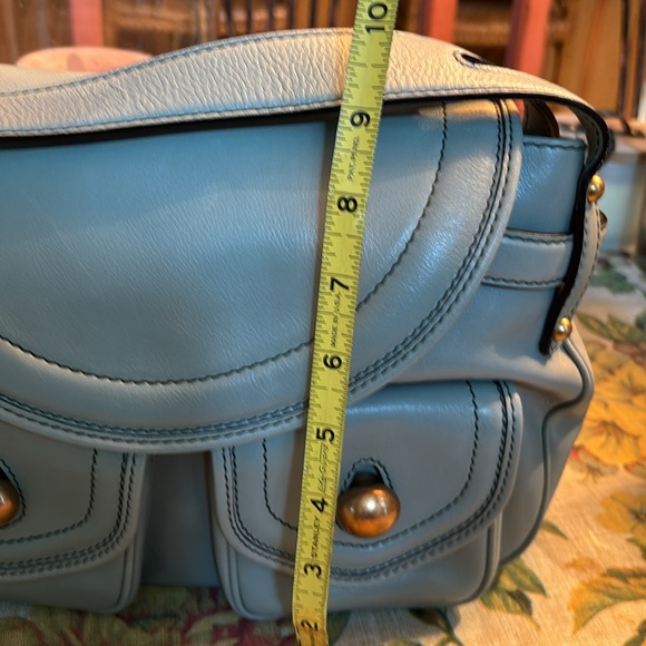 Marc Jacobs beautiful blue leather bag with loads of pockets. New with dust bag - Picture 8 of 9